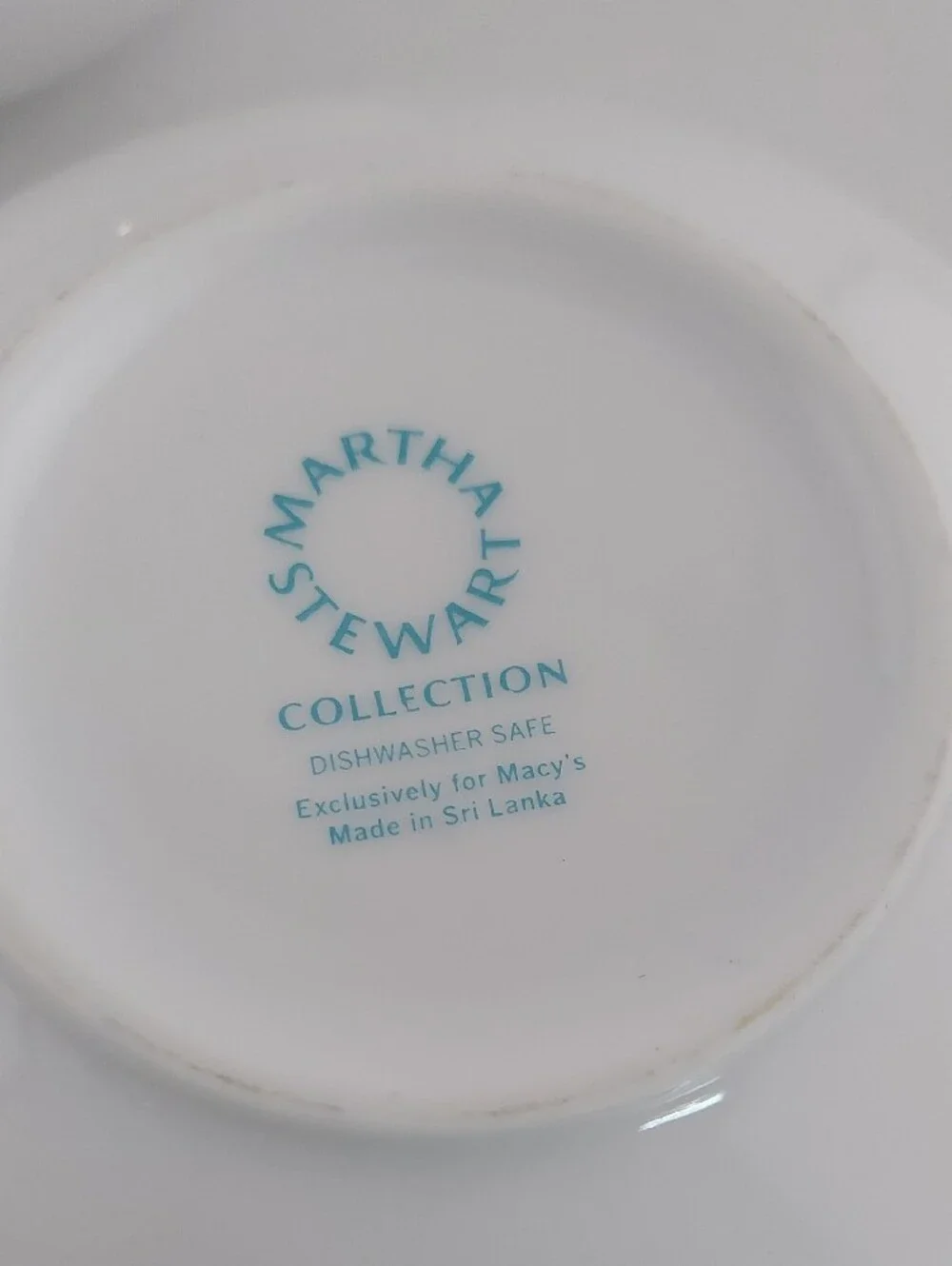 Martha Stewart White Ceramic Serving Bowls with Gold Trim - Set of 4